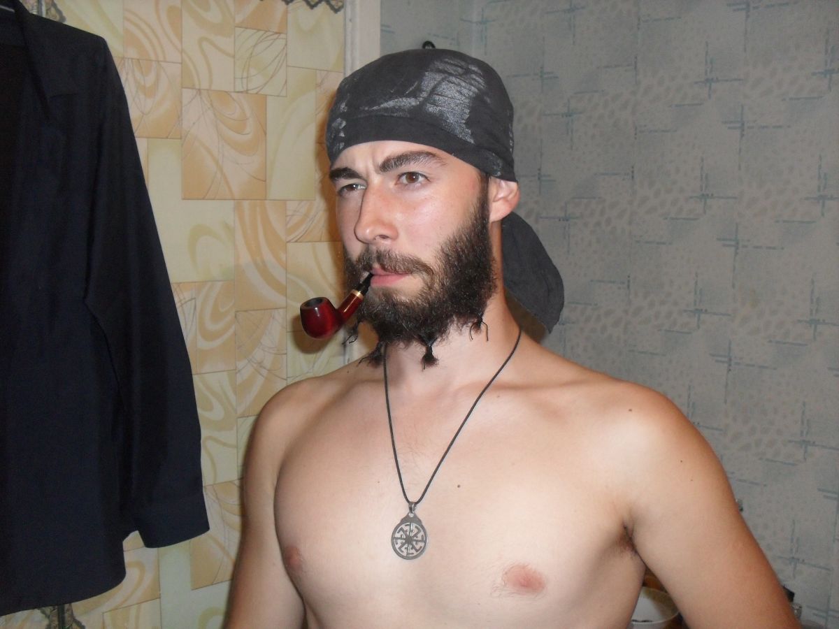 Константин Новосёлов