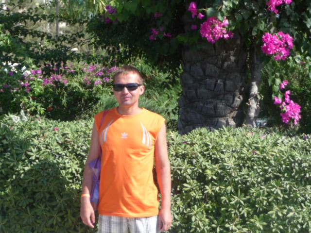 Валерий Петров